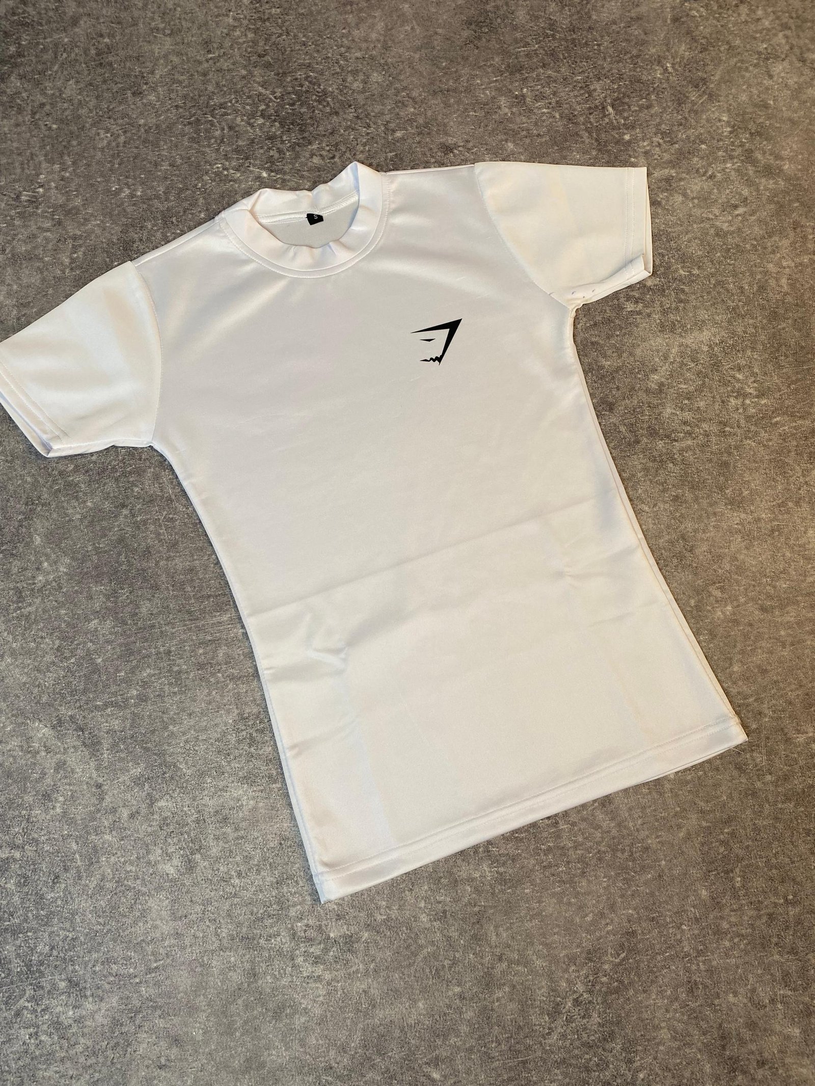 gymshark compression shirt for woman