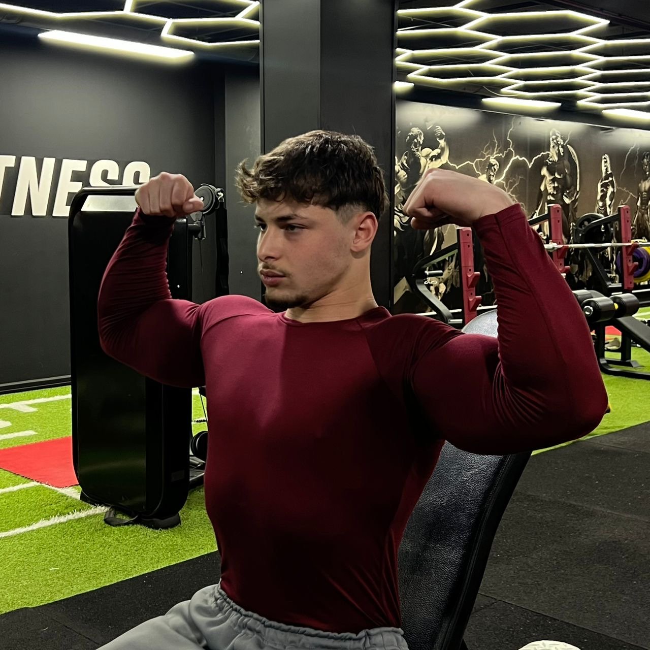 Simple Compression Long Sleeves Burgundy - Image 3